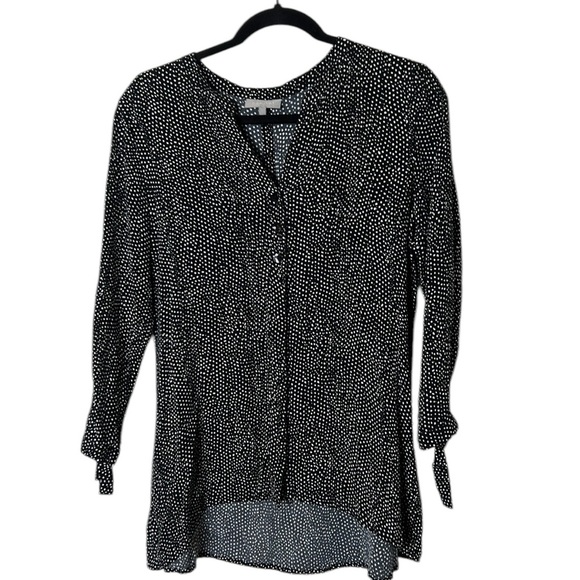 HABITAT shirt ,women Sm,asymmetrical,tie wraps at cuffs,polka dots,office ,comfy - Picture 1 of 14